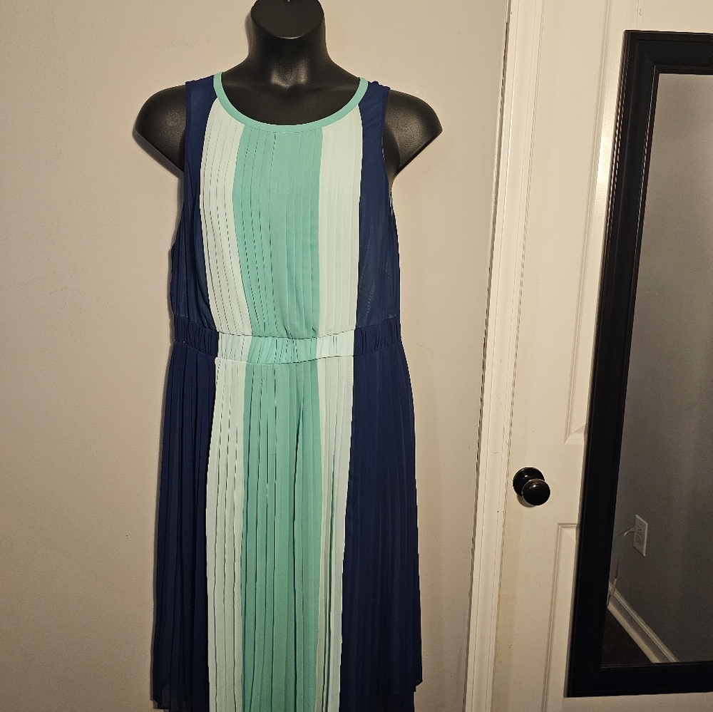 Liz Claiborne Ladies Dress